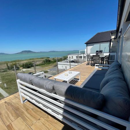 Fenyves Beach Apartman Delux Balatonfenyves Esterno foto