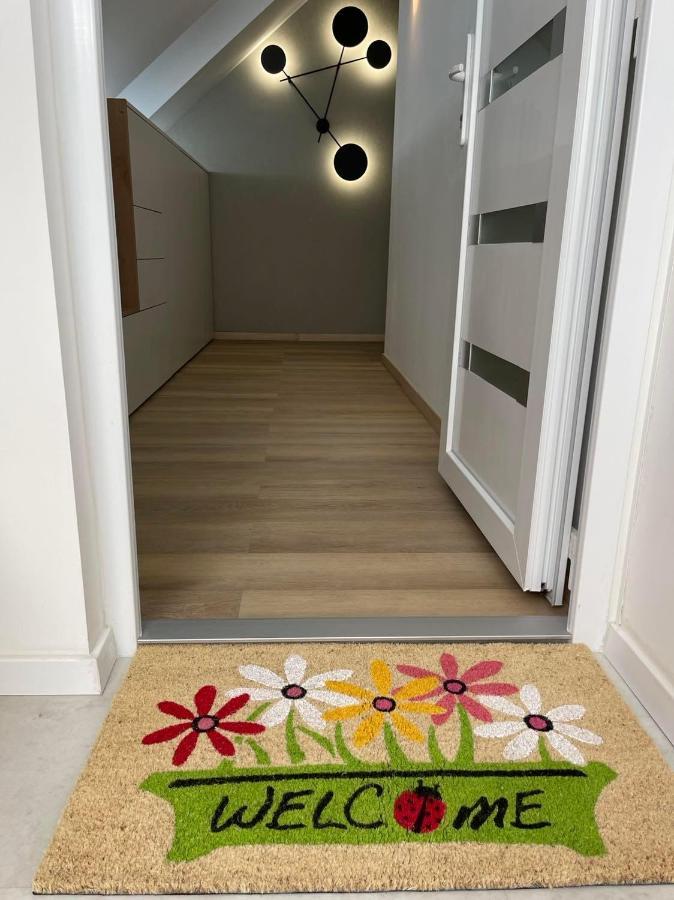 Fenyves Beach Apartman Delux Balatonfenyves Esterno foto